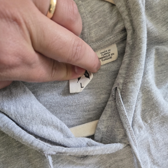 Urban outfitter distressed grey hoodie - Picture 6 of 6